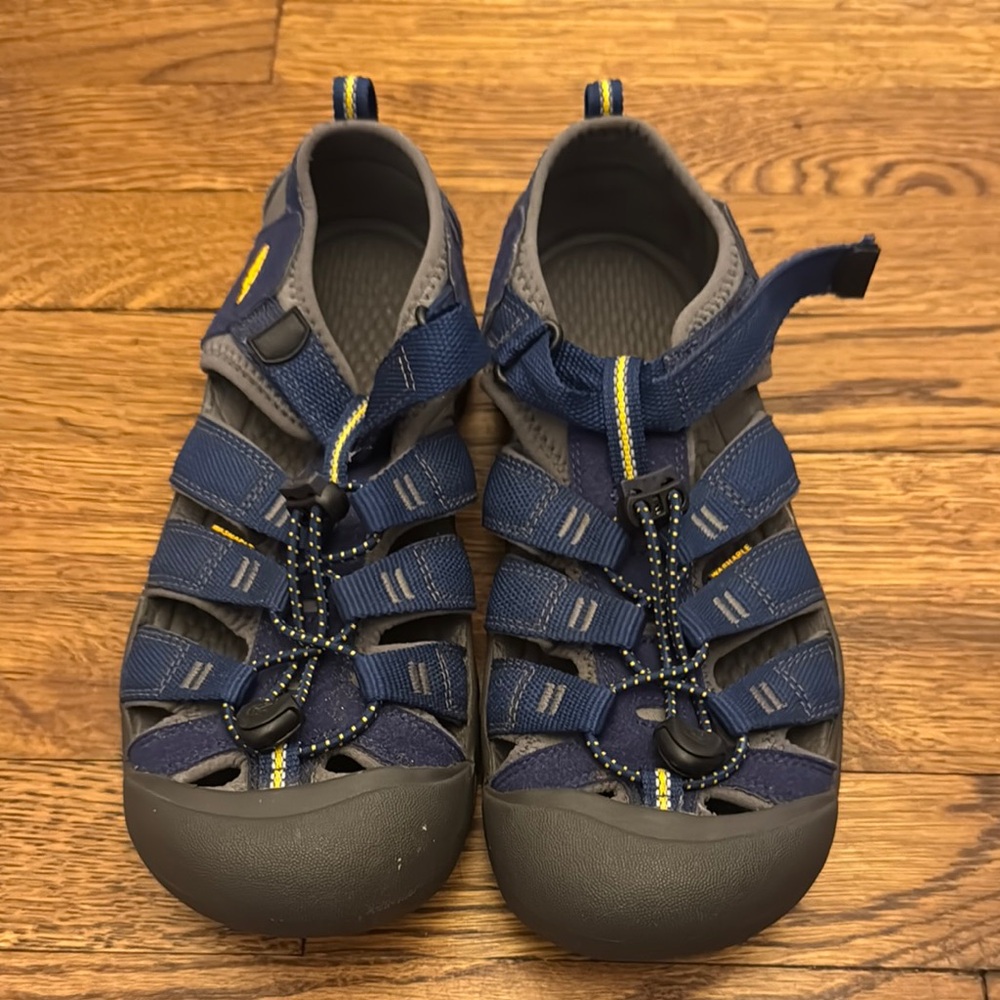 Keen, Kids Blue and Gray